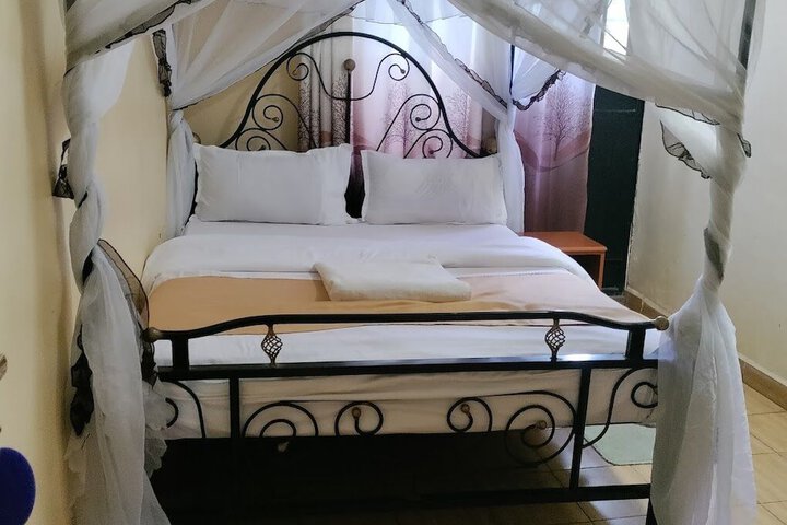 Room 10 of 57