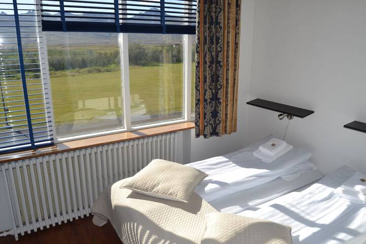 Room 10 of 60