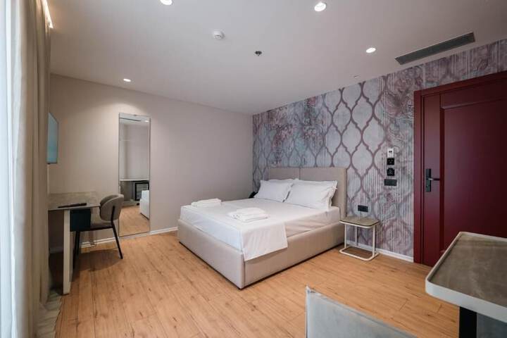 Room 49 of 86