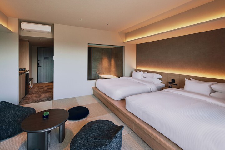 Room 34 of 125