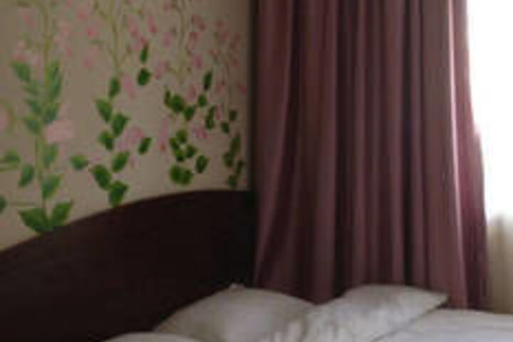 Room 5 of 36