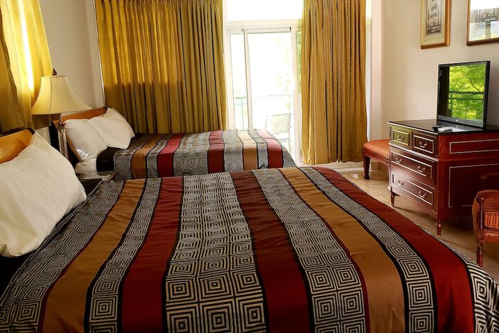 Room 7 of 39