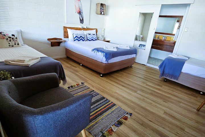 Room 9 of 96