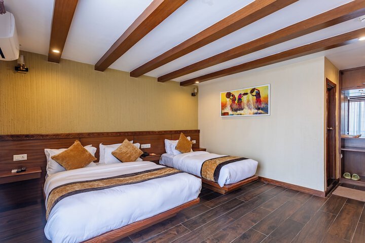 Room 27 of 91