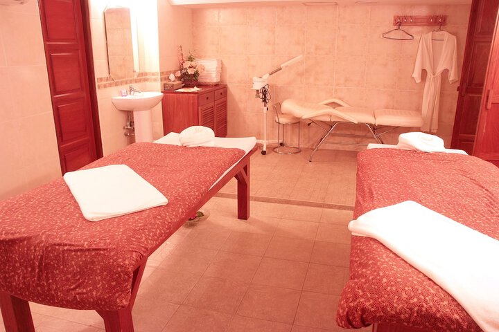 Room 22 of 49