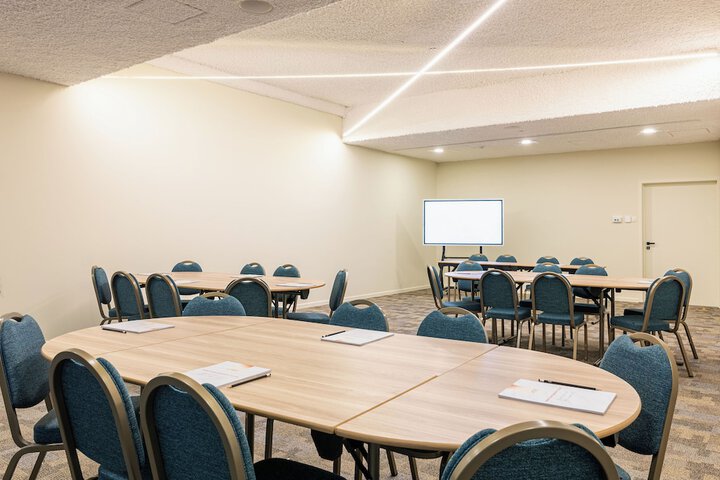 Meeting 114 of 152