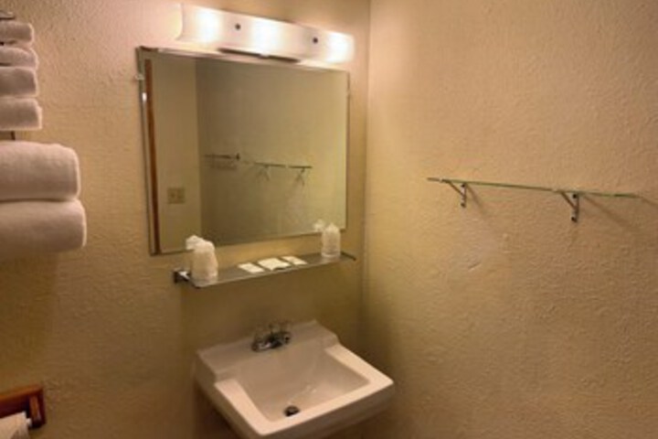 Room 55 of 102