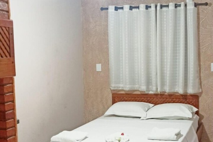Room 9 of 29
