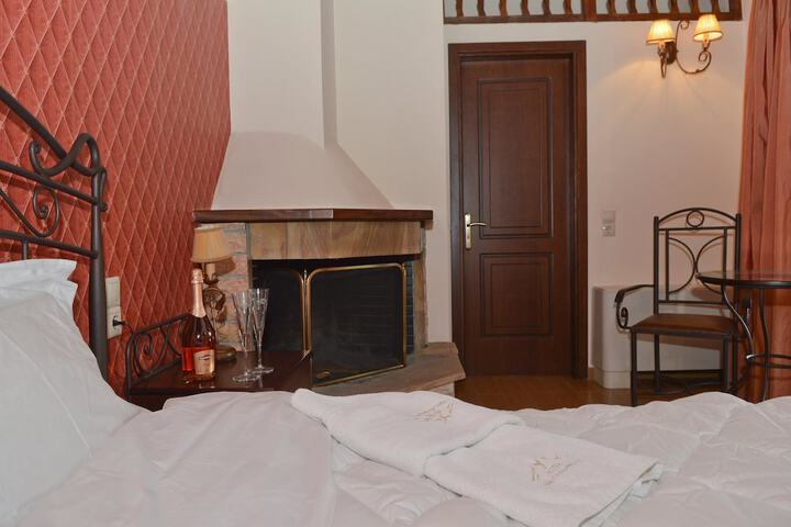 Room 13 of 26