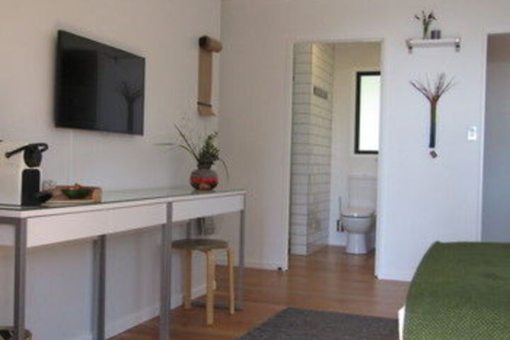 Room 16 of 22