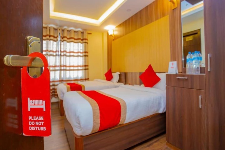 Room 4 of 26