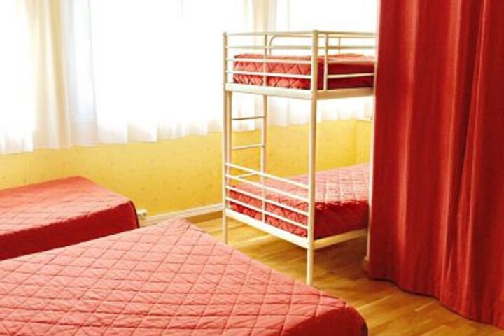 Room 14 of 23