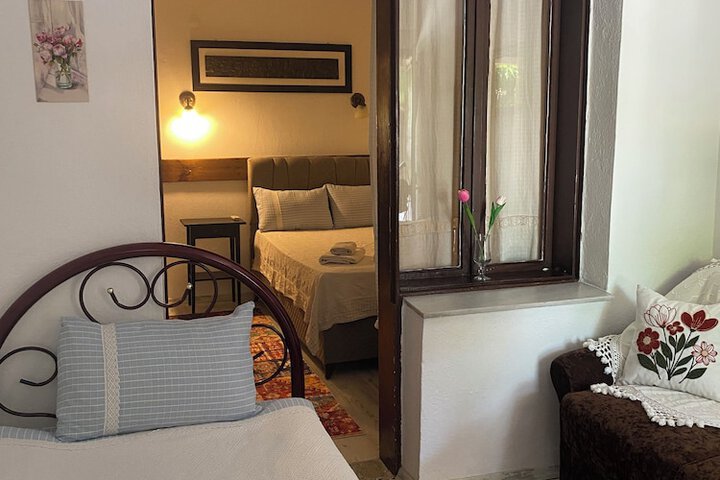 Room 45 of 113