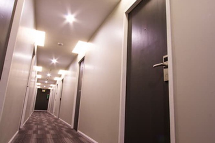 Ballroom/Hall 16 of 20