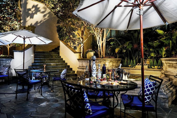 Dining 60 of 138