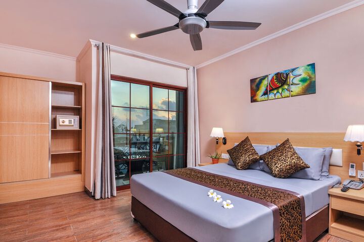 Triton Beach Hotel & Spa