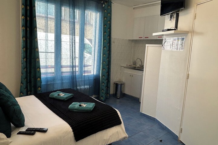 Room 10 of 45