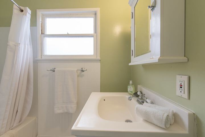 Room 16 of 29