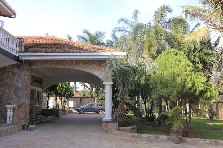 Hotel 53 of 61