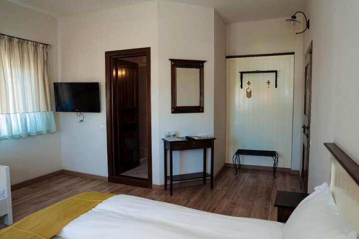 Room 18 of 44