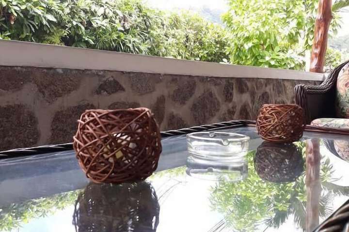 Terrace/Patio 2 of 5