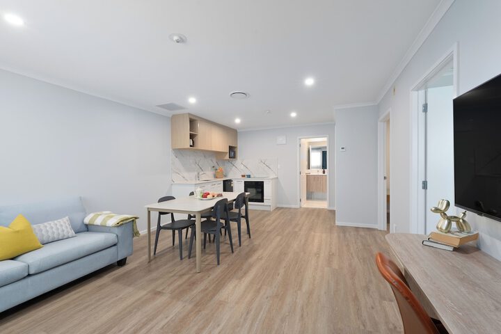 Room 16 of 29