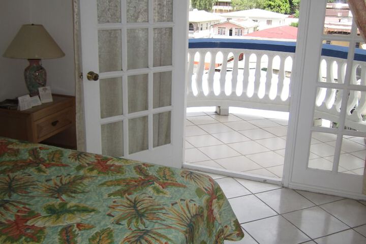 Room 46 of 75