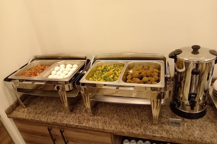 Dining 203 of 235