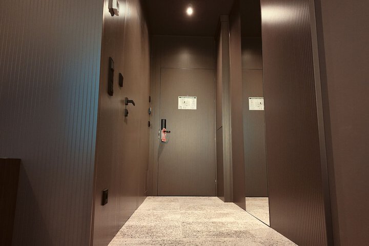 Room 21 of 116