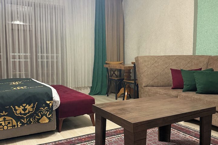 Room 25 of 52