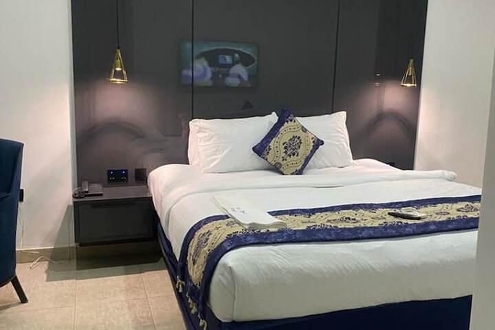 Room 14 of 51