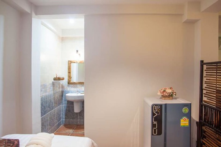 Room 42 of 62