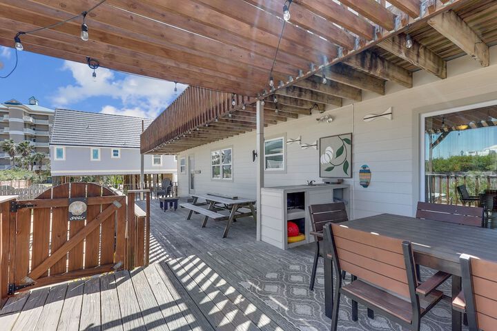 Terrace/Patio 65 of 71