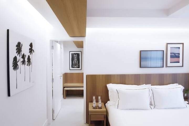 Room 7 of 56