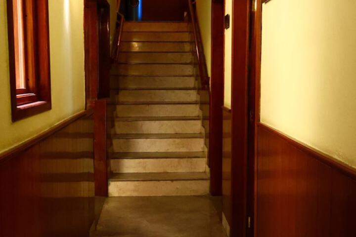 Ballroom/Hall 14 of 20