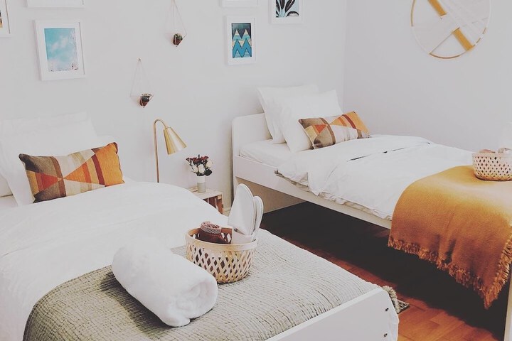 Room 18 of 23