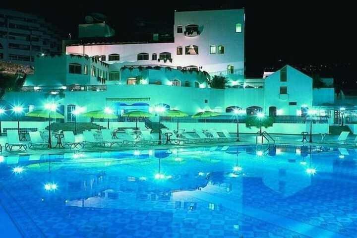 Pool 54 of 96