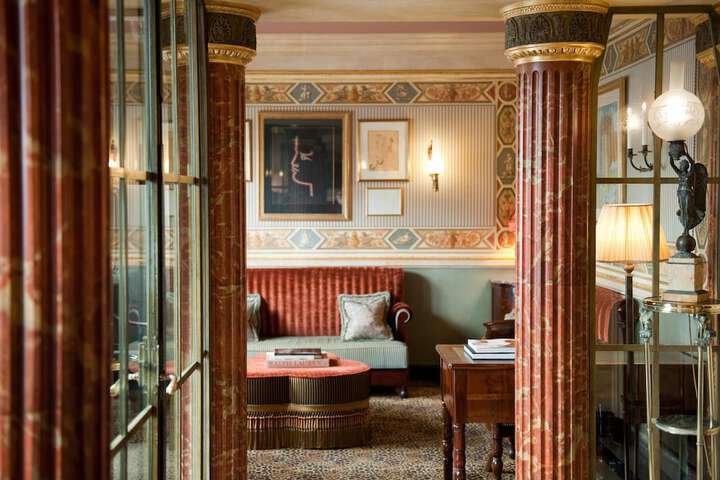 Hotel Lobby