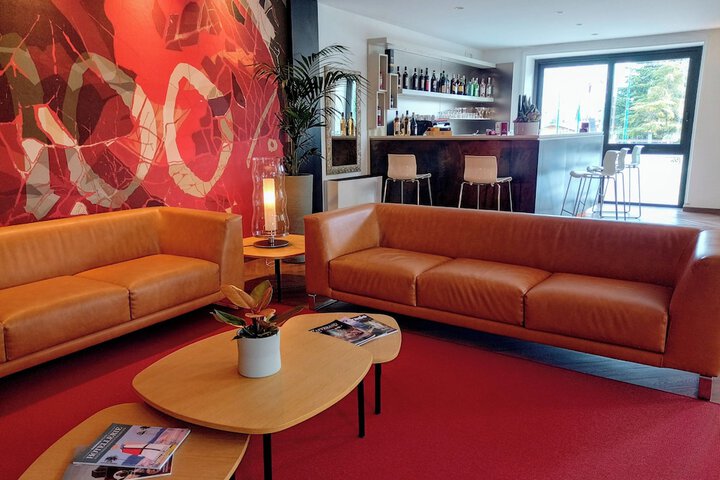 Hotel Lobby