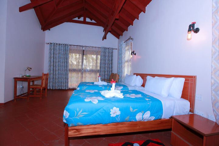 Room 7 of 56