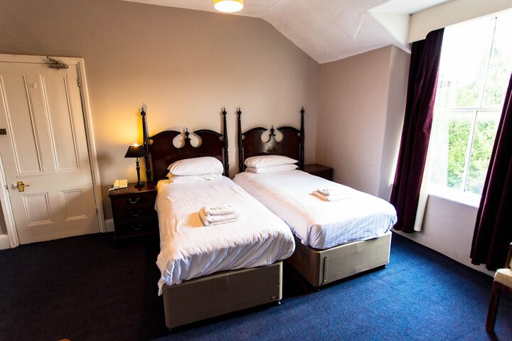 Room 44 of 69