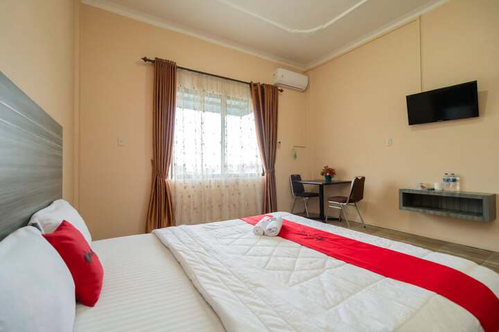 Room 5 of 39