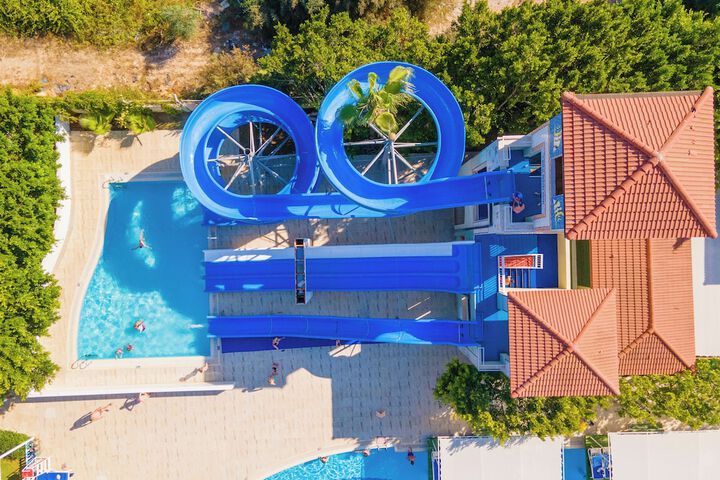 Pool 43 of 128