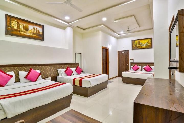 Hotel Abu Grand