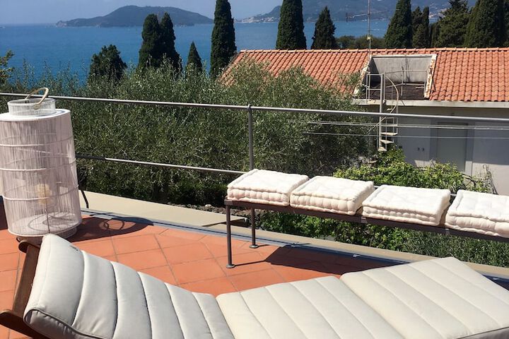Terrace/Patio 53 of 74