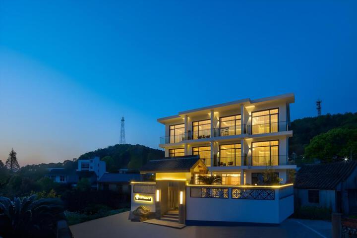 Floral Hotel Zhoushan Putao Yishe B & B Taohuadao