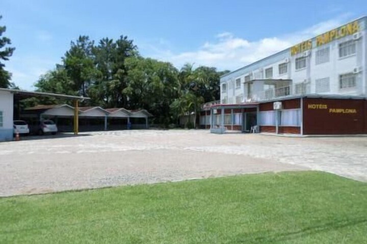 Property Grounds 25 of 27