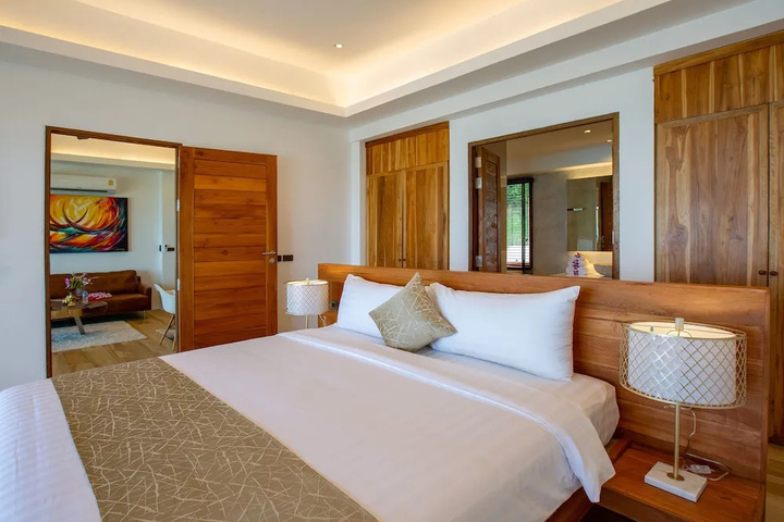Coconut Grove Villas