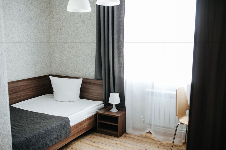 Room 12 of 60
