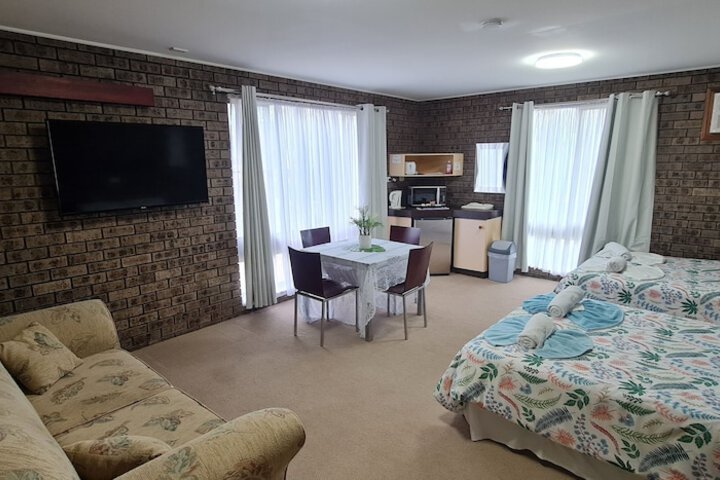 Room 15 of 52